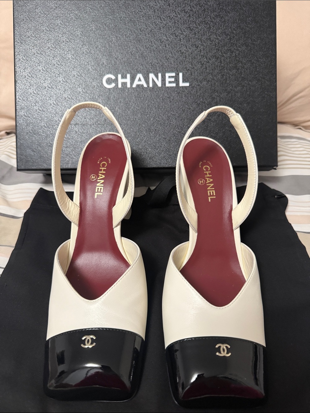 CHANEL Cream and Black Cap-Toe Slingback Mules - Matthieu Blazy - Size 38.5